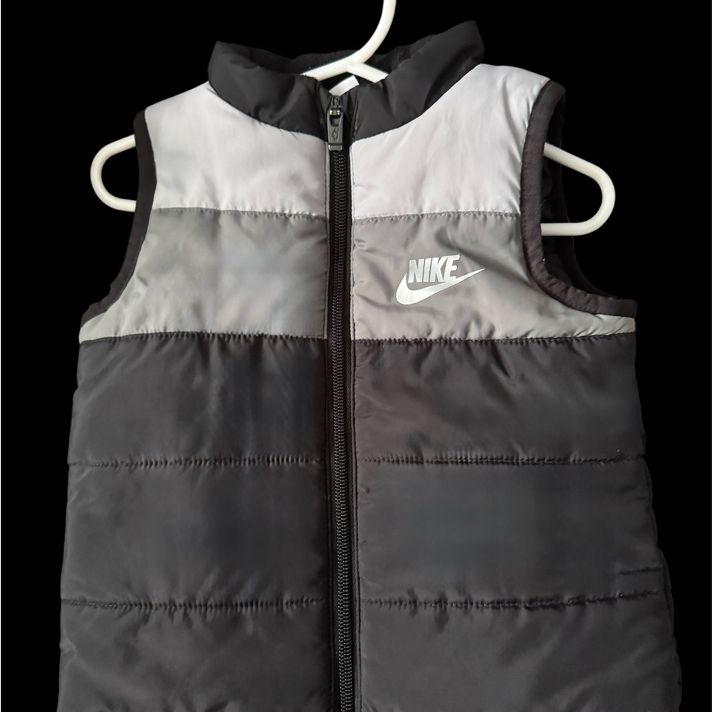 Nike Two-Tone Black and Gray Vest